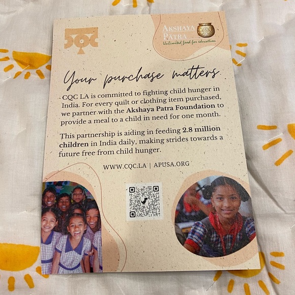 ππ Ojai Baby | Reversible Baby Quilt. 38"x50". - Picture 8 of 9